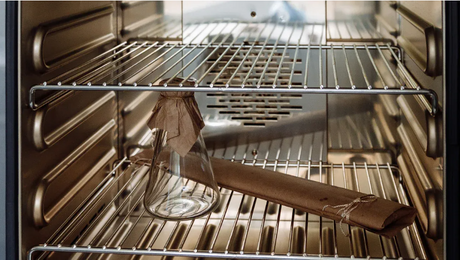 The difference between an oven and a convection oven.png